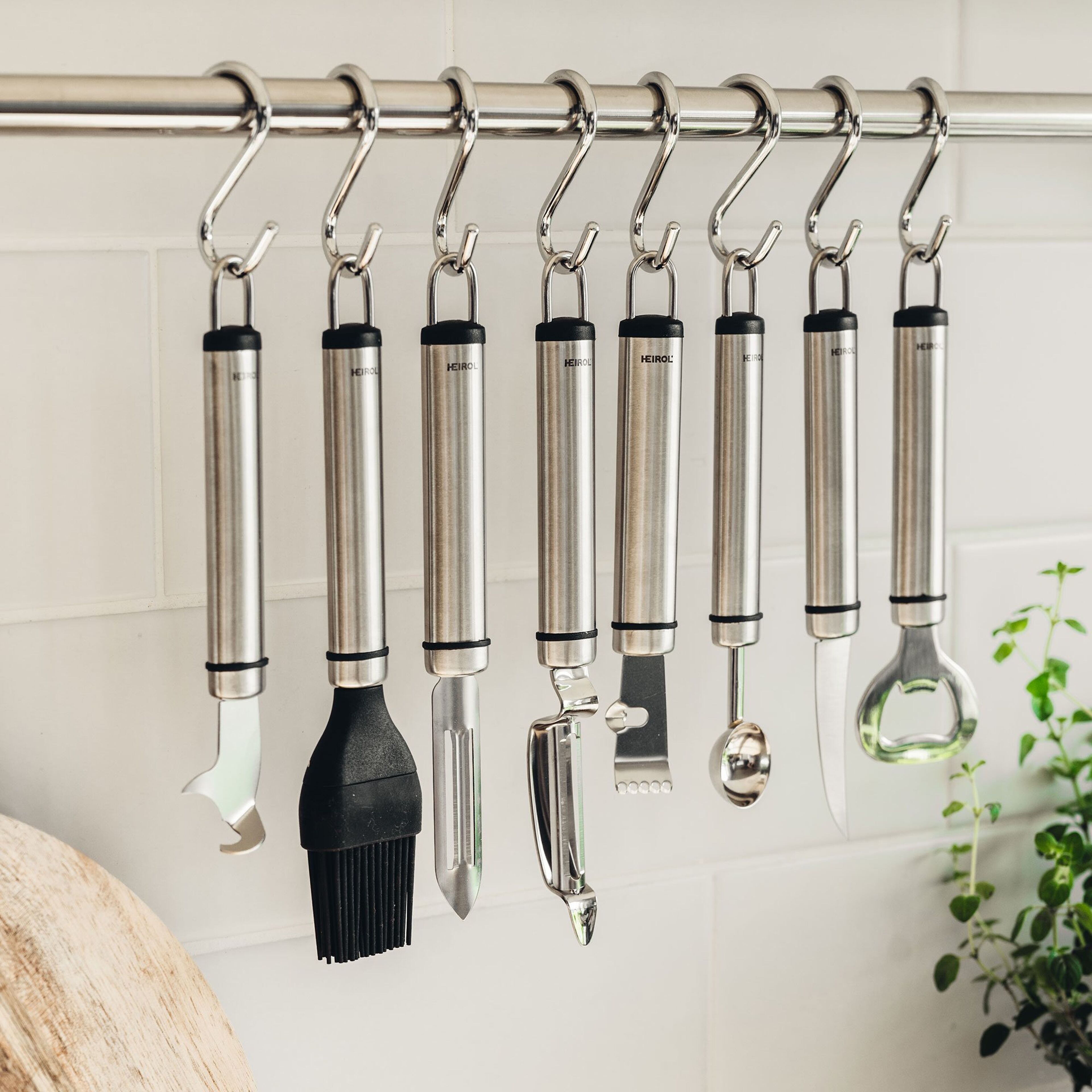 heirol-steely-kartoffelskraeller-med-bevaegeligt-blad-he-81249-67017-2