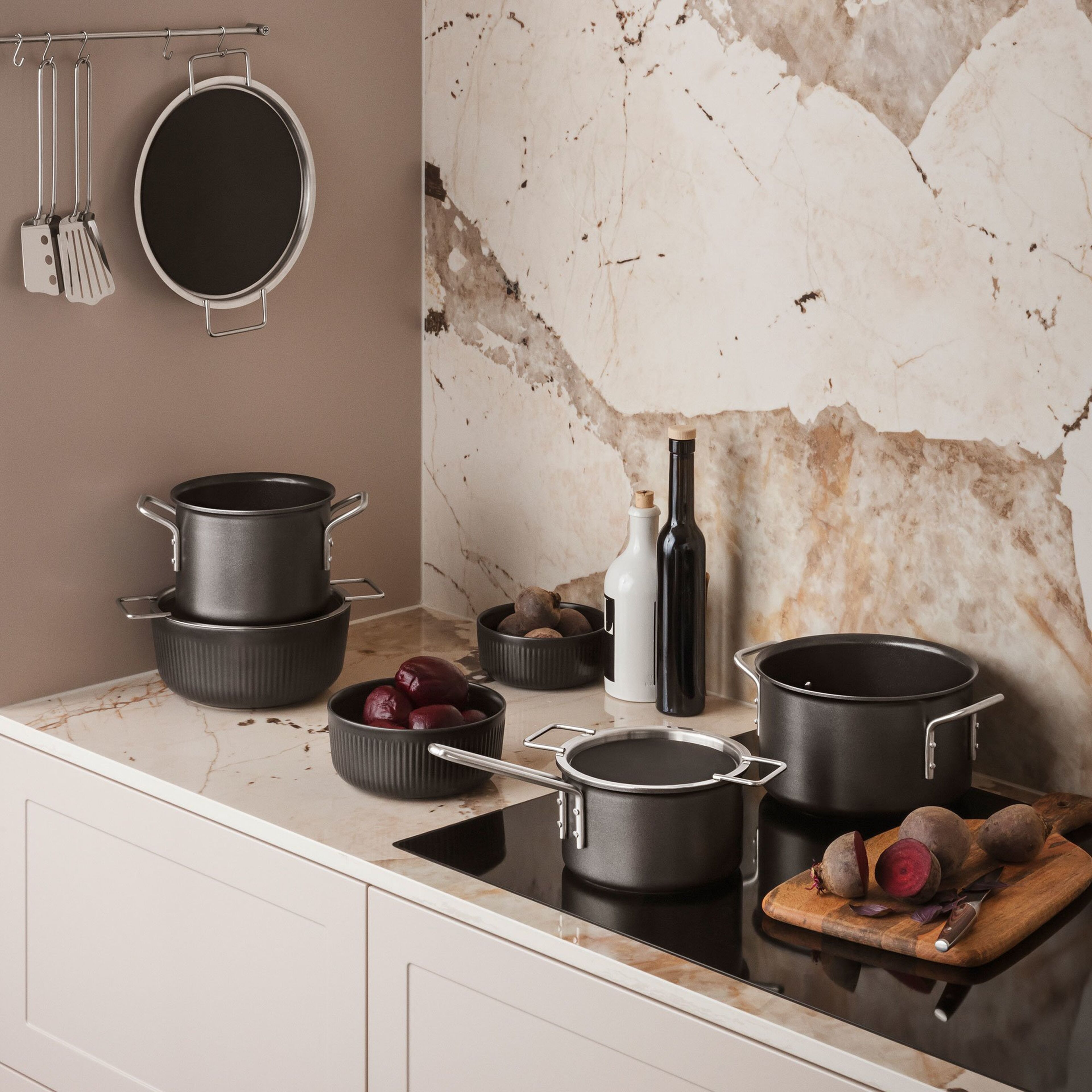 eva-trio-legio-nova-black-skaal-0-5-liter-787410-64678-3