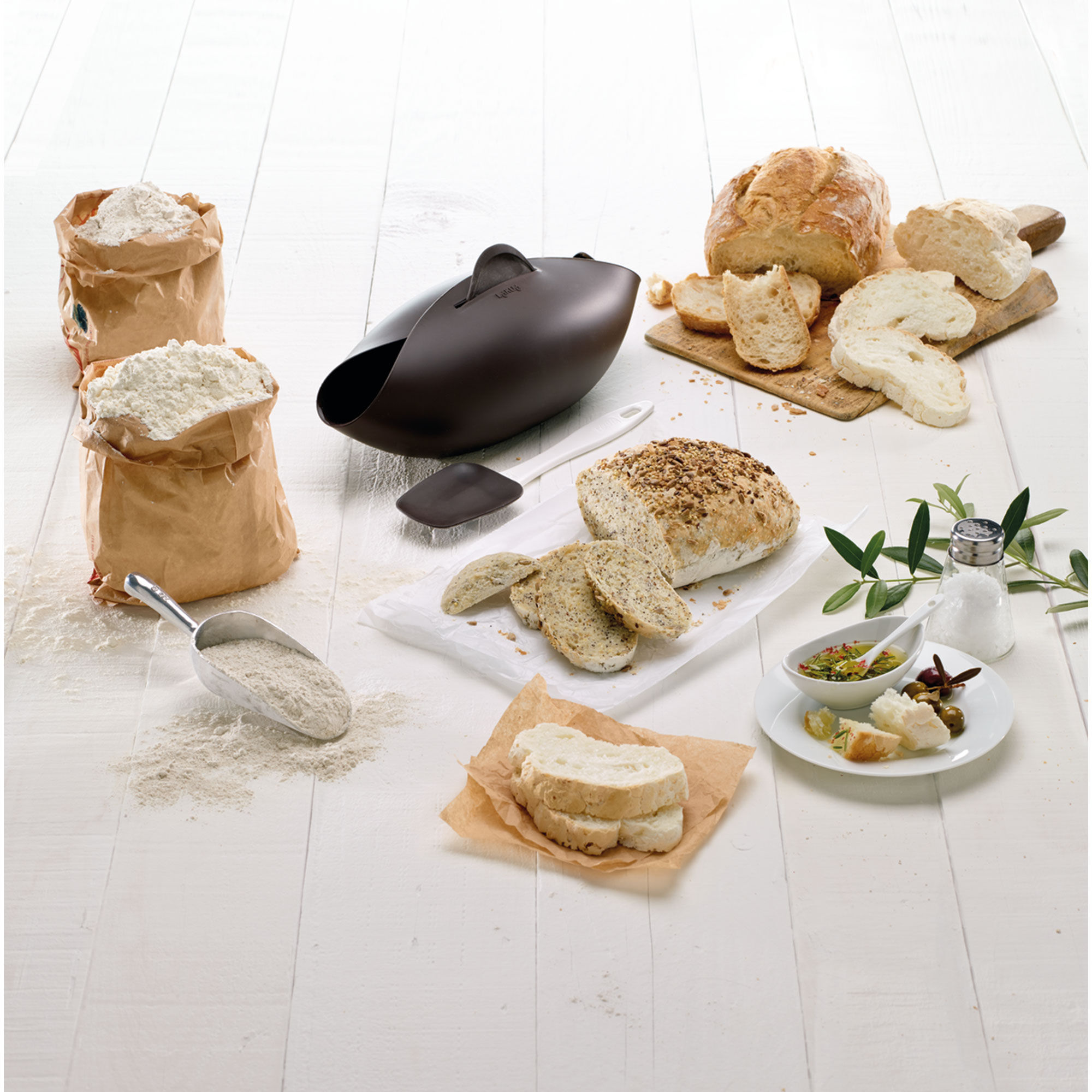 Kit för brödbakning, brun