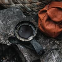 21 kuksa, musta