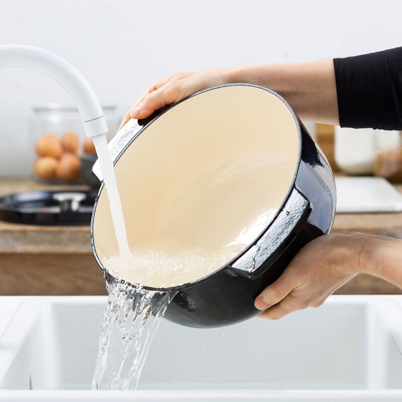 Valurautapata soikea 30 cm/5,6 litraa, onyx black