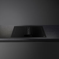 HOBD382N2 induktionshäll 83 cm med integrerad fläkt