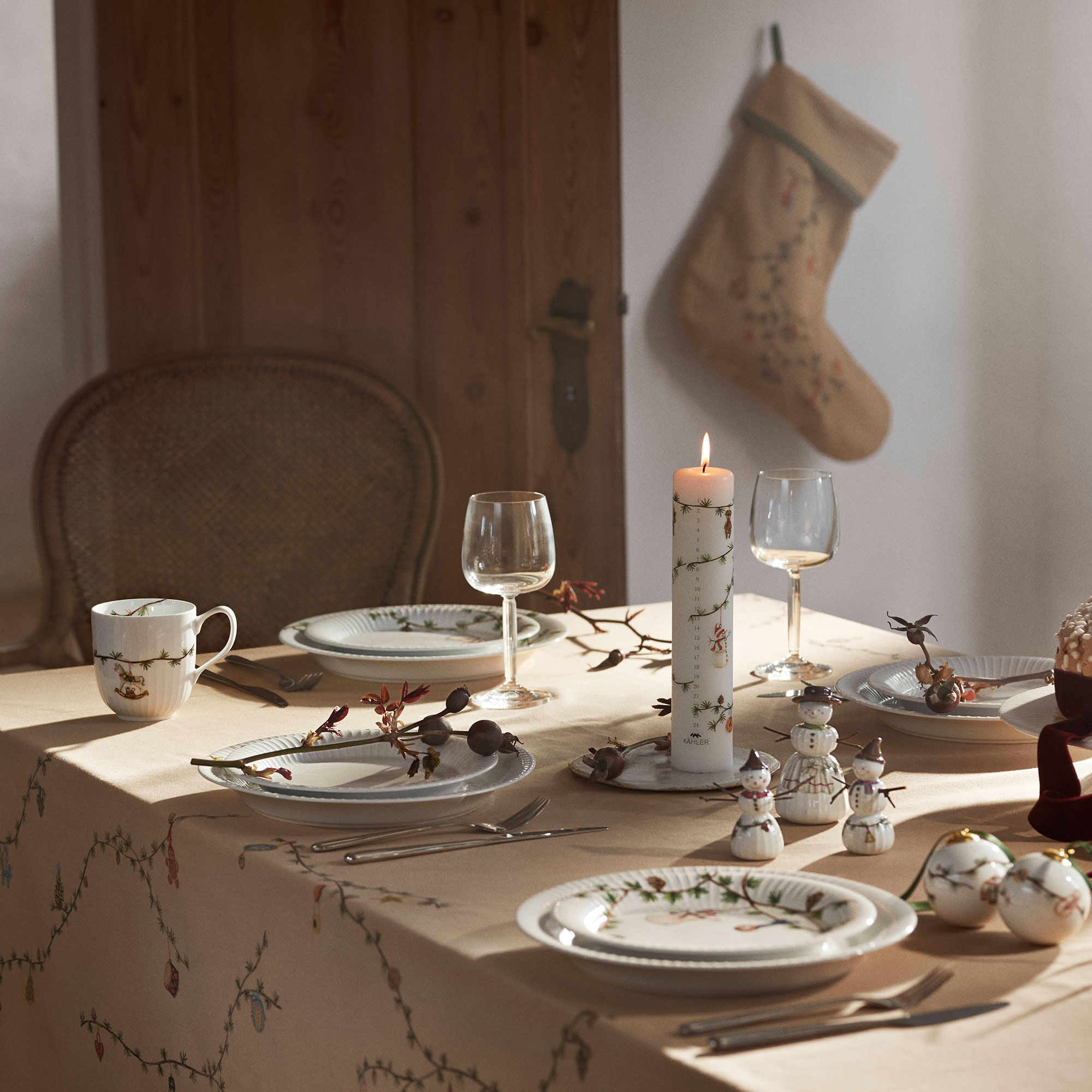 Kähler Hammershøi 2025 adventtikynttilä M 5 cm, valkoinen