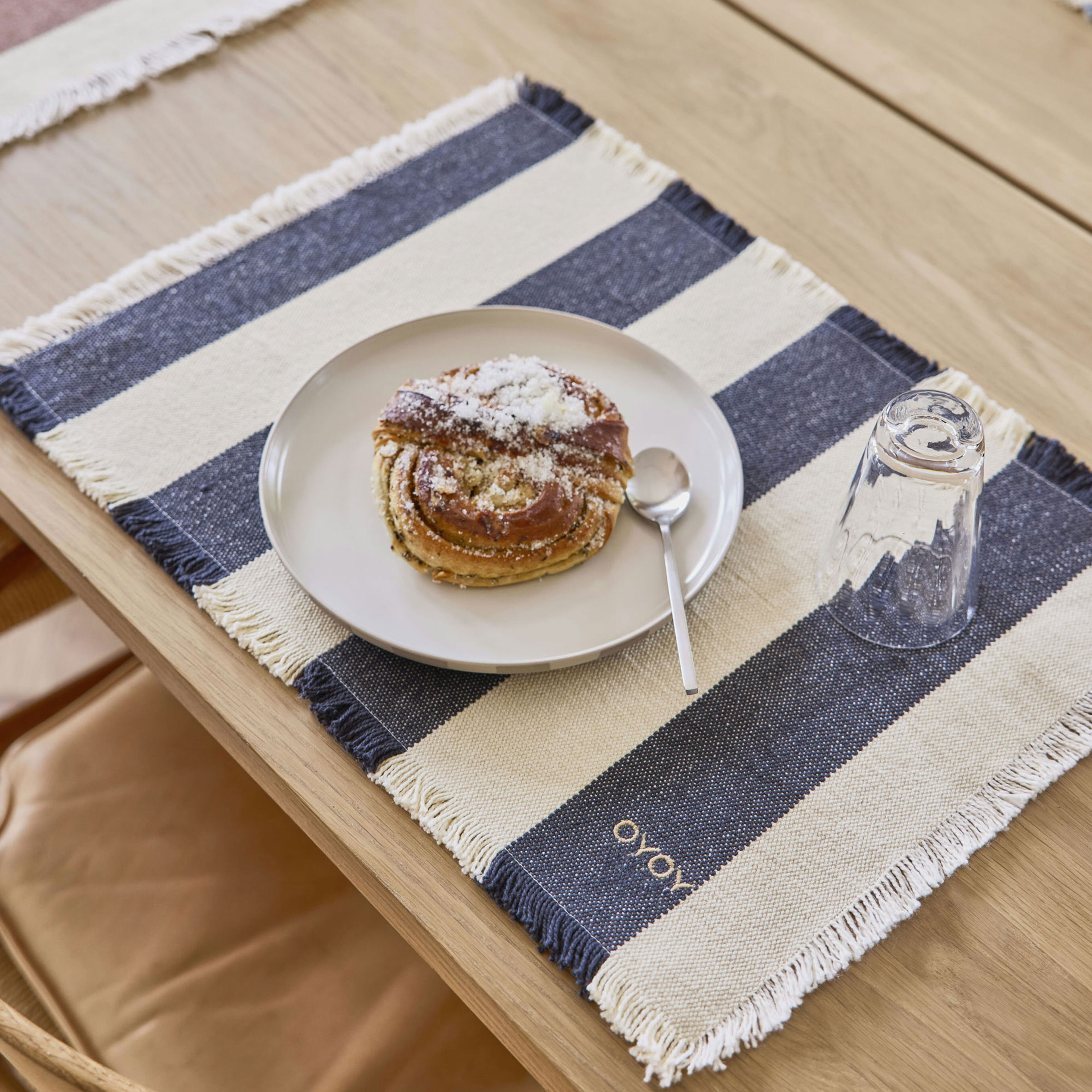 Toppu dækkeserviet, sort, 2 stk.