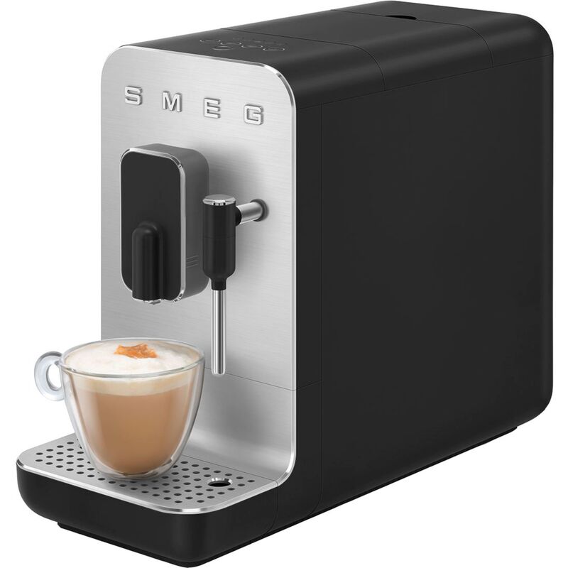 BCC02BLMEU espressomaskin med mjölkskummare