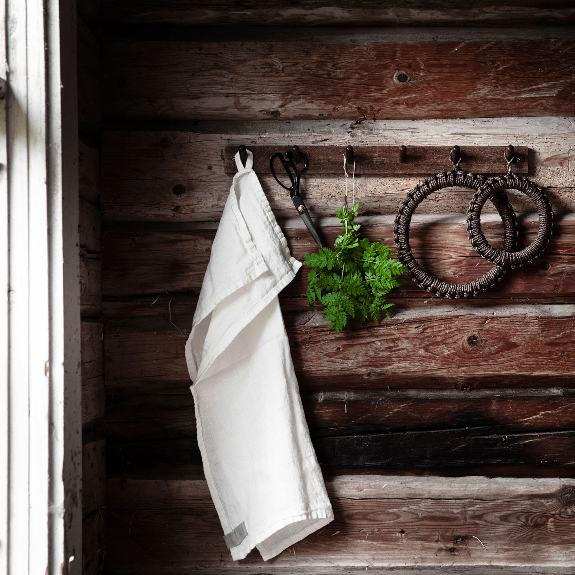 Knopplist, 3 st knoppar, brun