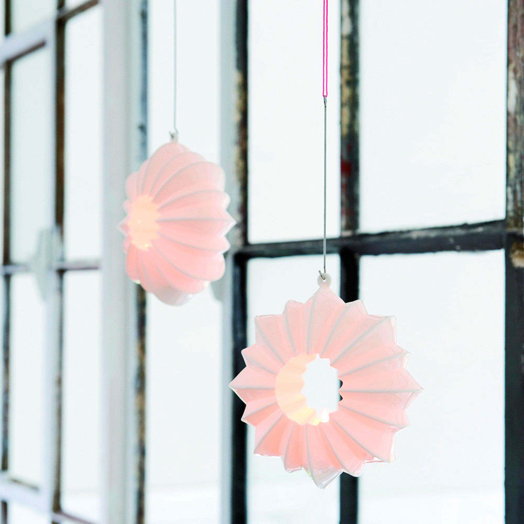 Alternativ bild 1 för Kähler Stella Fönsterljuslykta