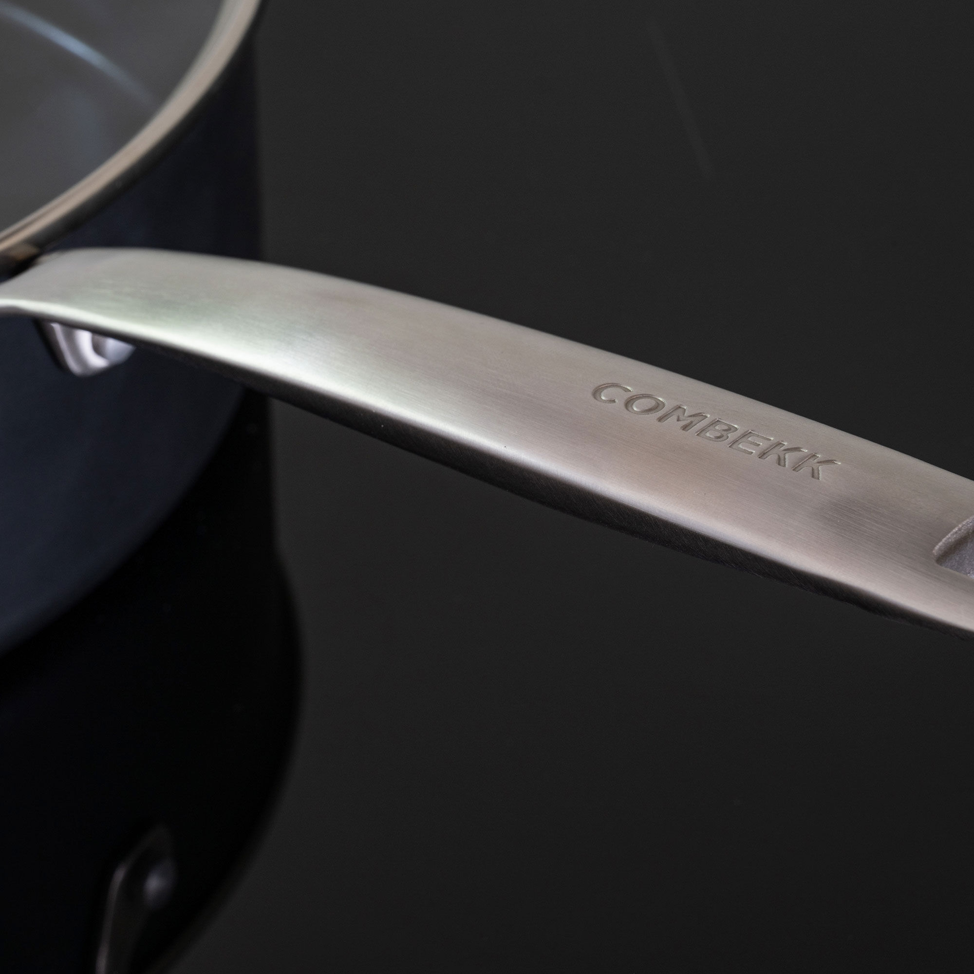 Combekk Stekepannesett 20 + 28 cm, svart