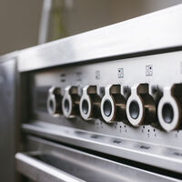 PRO64I1EXT2 Professional induktionsspis 60 cm med 4 zoner och 1 ugn, rostfritt stål
