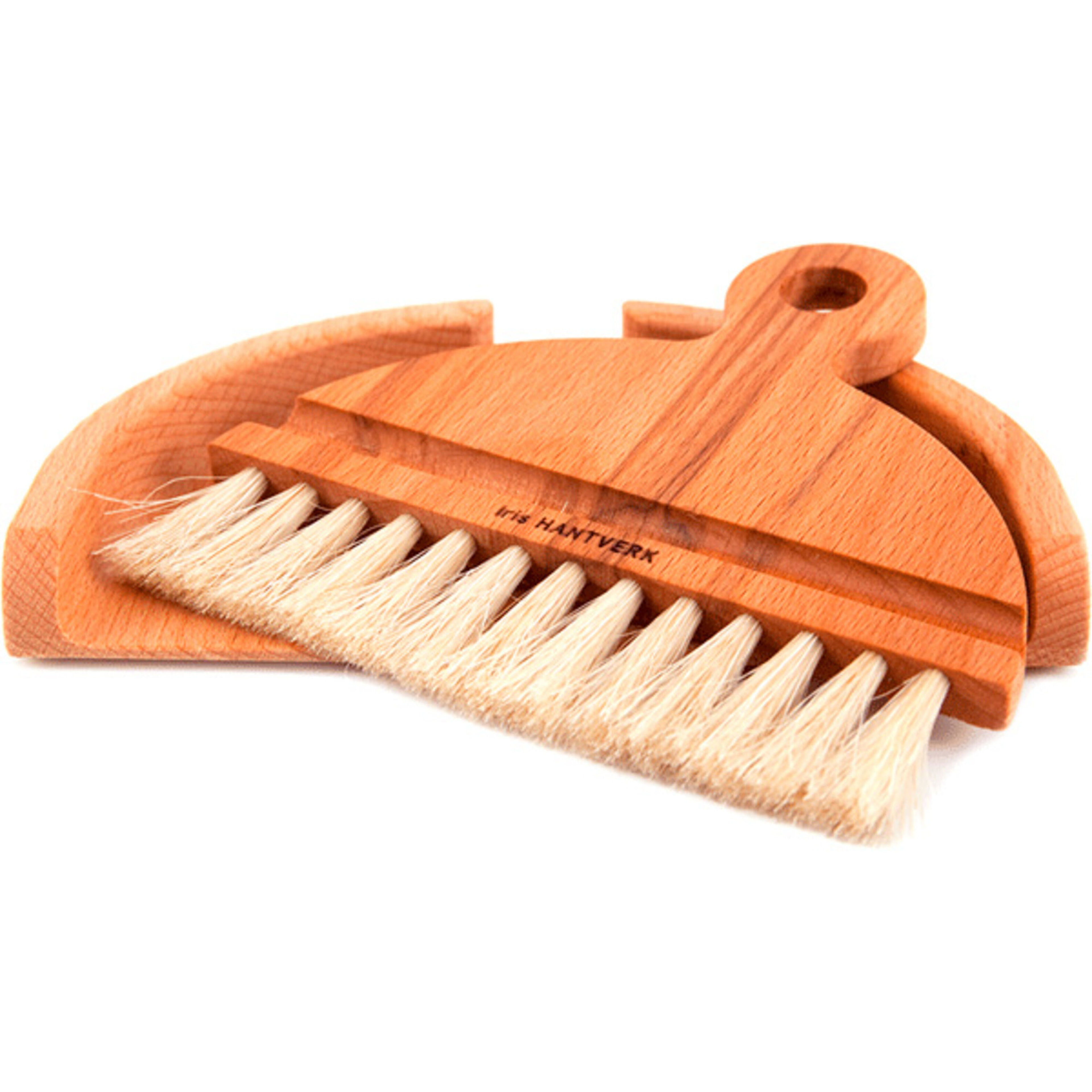 Bordsborstset i Oljad Bok