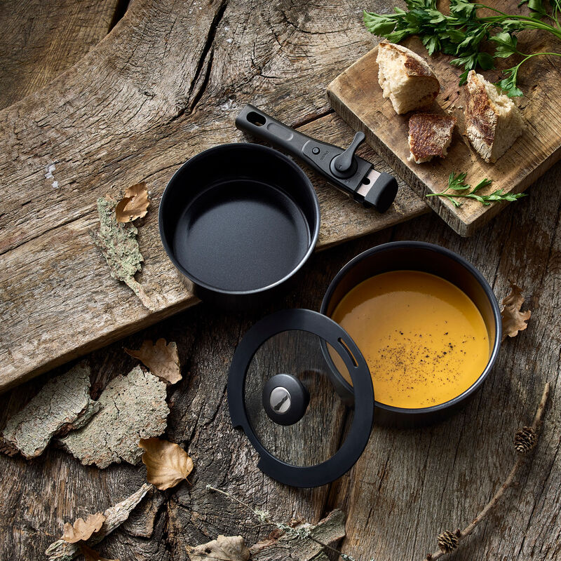 Grytset m. avtagbart handtag 1,1 + 2,4 liter