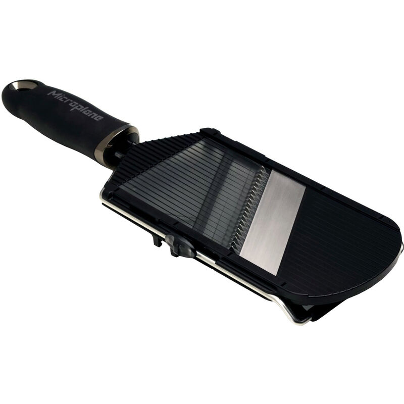 Mandoliinirauta ja juliennekuorija