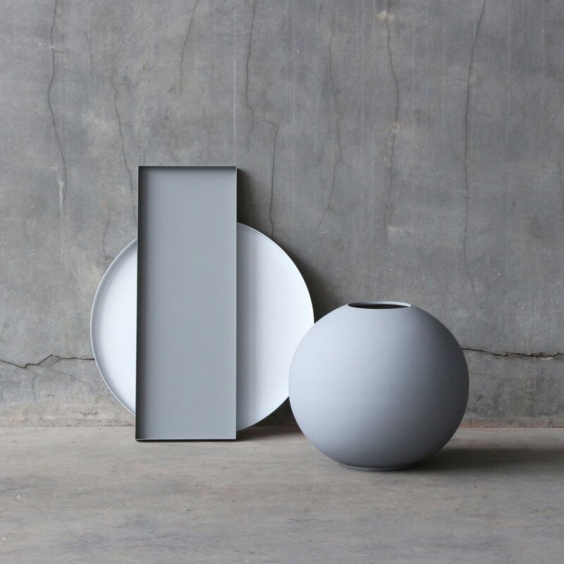 Bricka 50 x 18 cm, grå