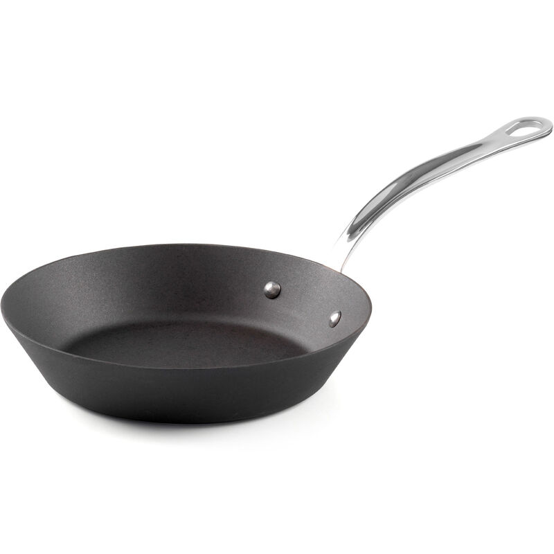 Paistinpannu 20 cm, hiiliteräs