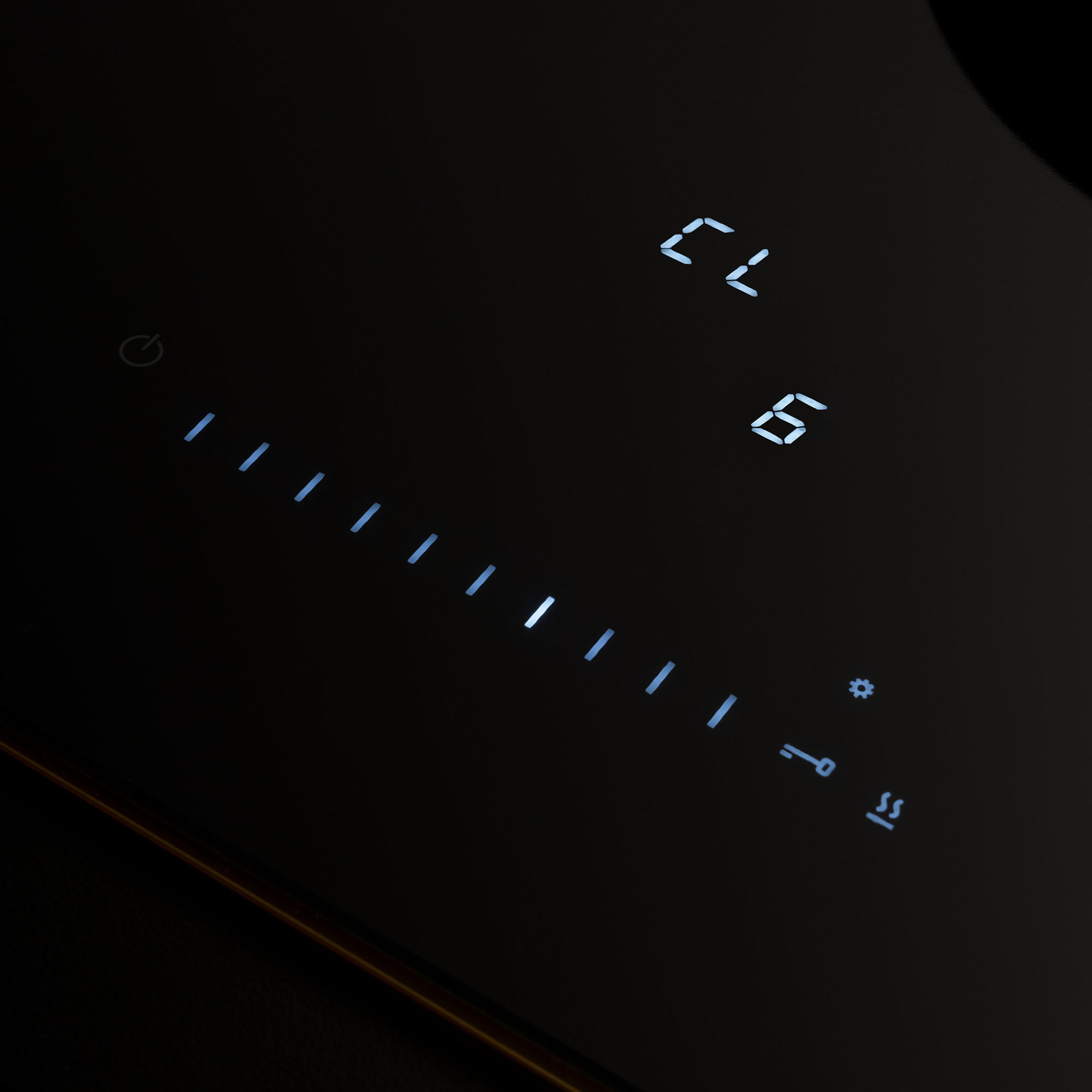 P784I1M30XP Premium induksjonstopp 78 cm med stålramme, 4 soner