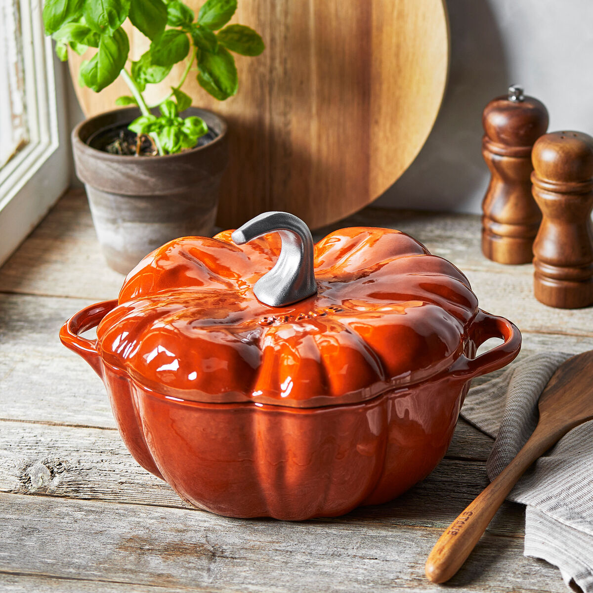 La Cocotte Græskar støbejernsgryde 24 cm / 3,5 liter, kanel