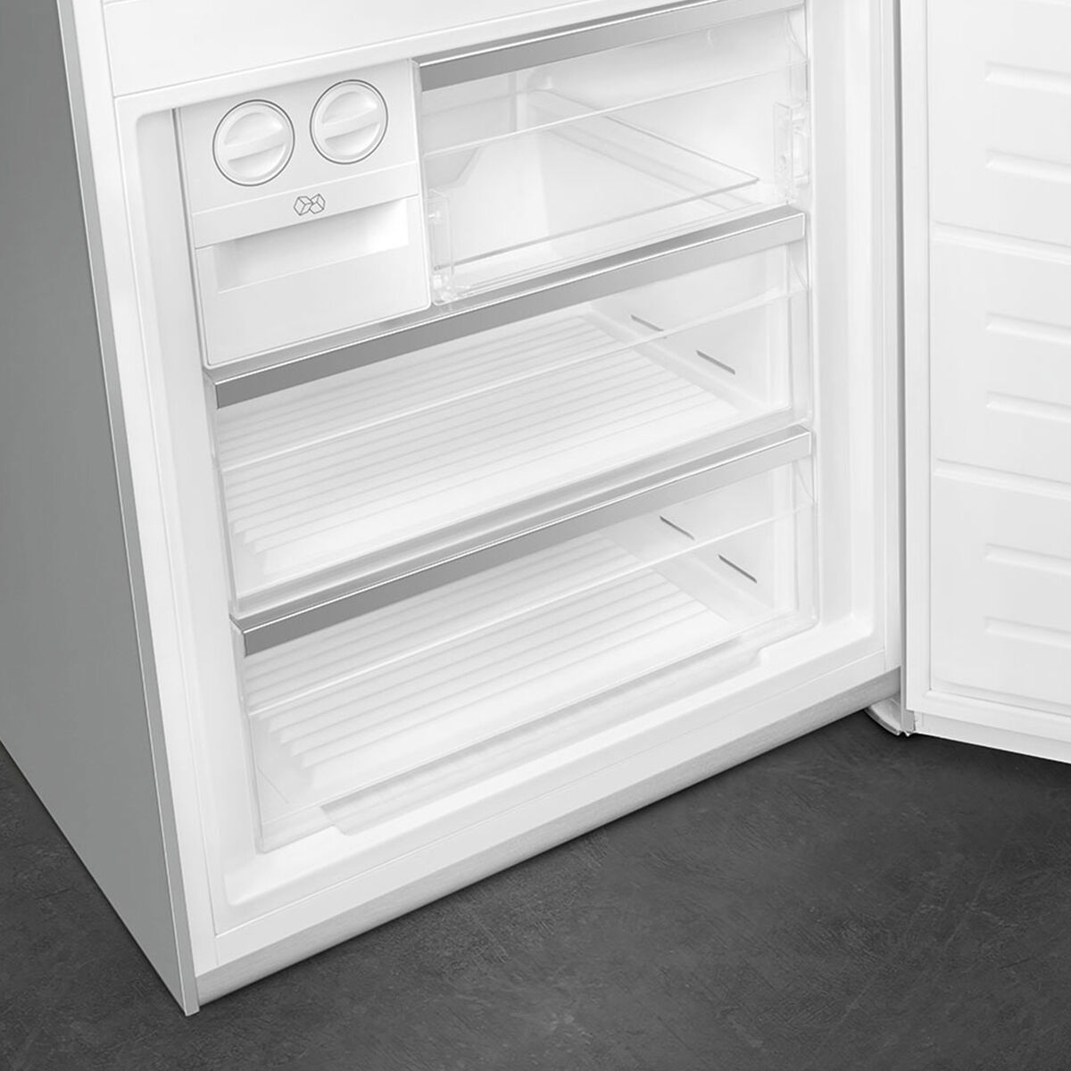 Smeg FA3905RX6 högerhängd kyl/frys 70 cm, rostfritt stål