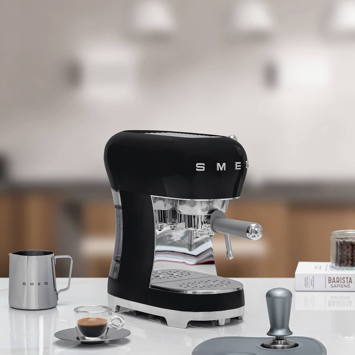 ECF02 Espressokone, musta