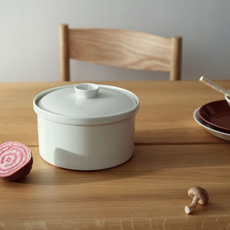 Teema gryde med låg, 2,3 liter, hvid