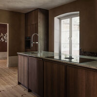 Induktionshäll med integrerad fläkt 83 cm, 4 zoner, flex