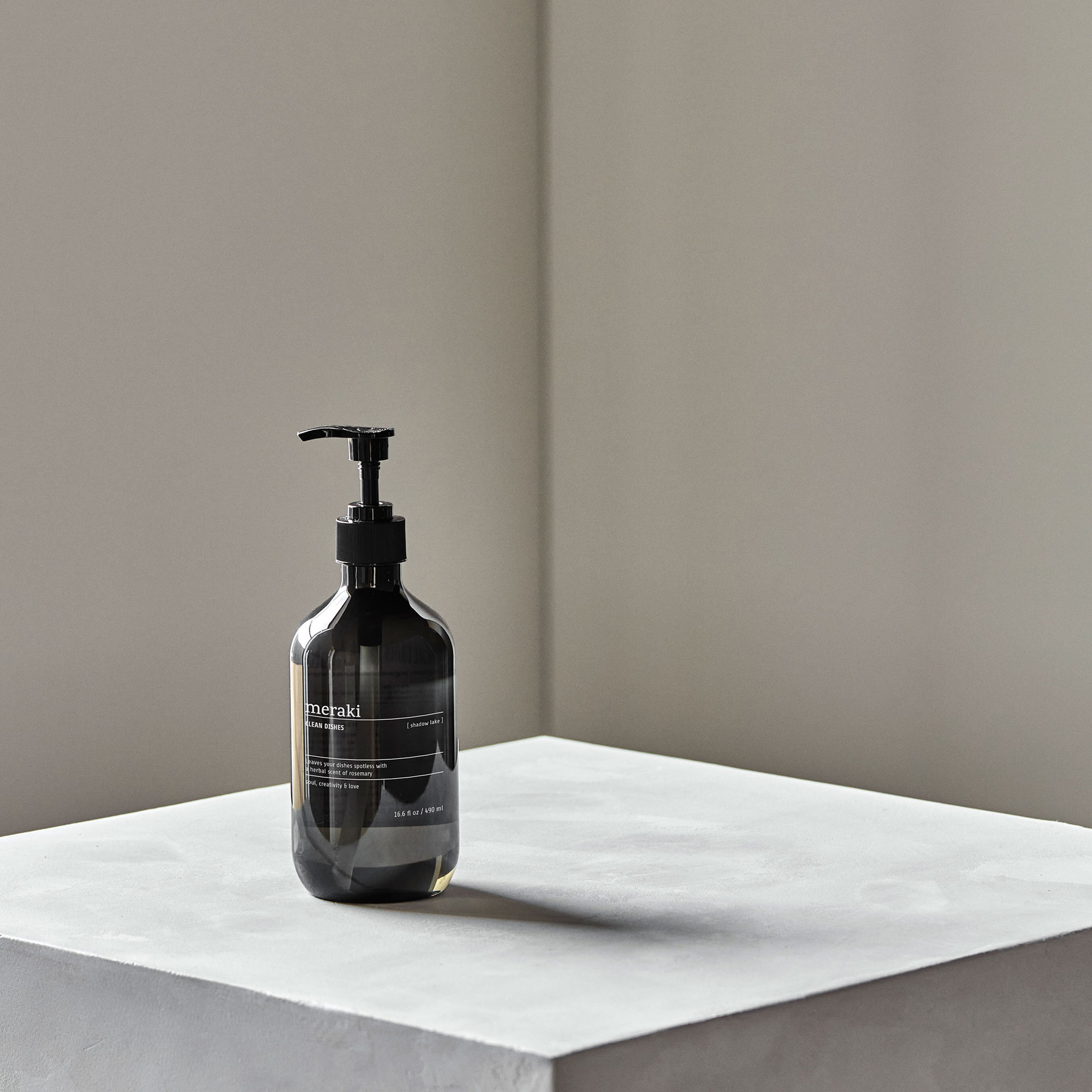 Meraki Levitydiskin puhdistusaine Shadow lake 490 ml