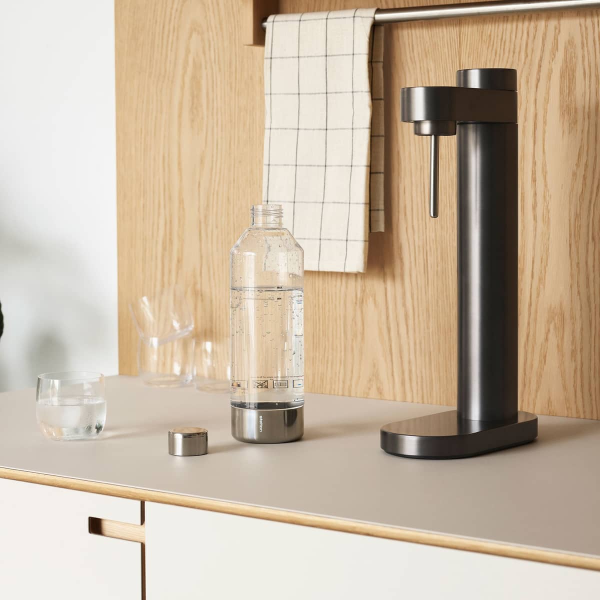 Brus kulsyremaskine, black metallic