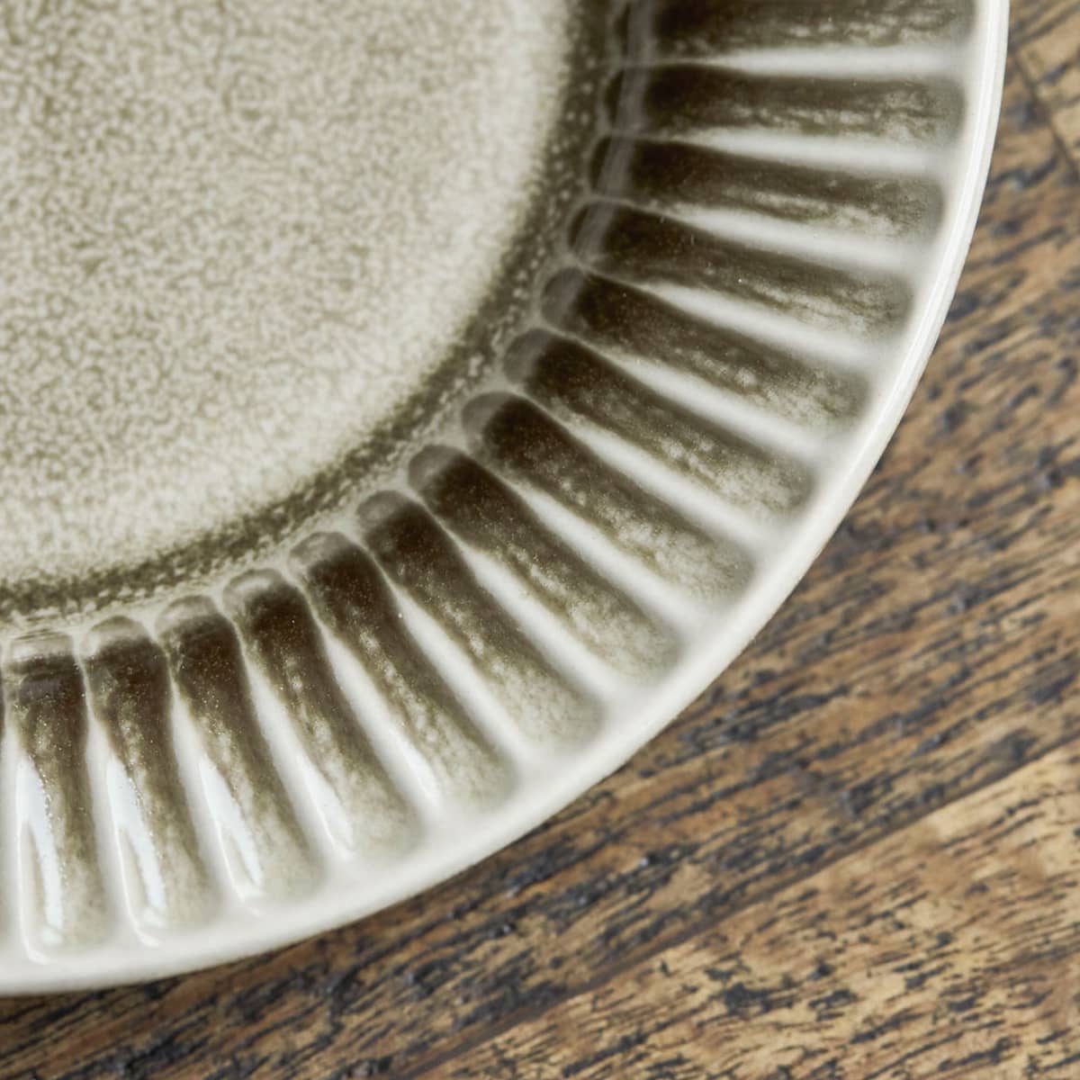 Pleat kakfat Ø 16 cm, grå/brun