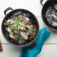 Musselgryta Svart Emalj Stor