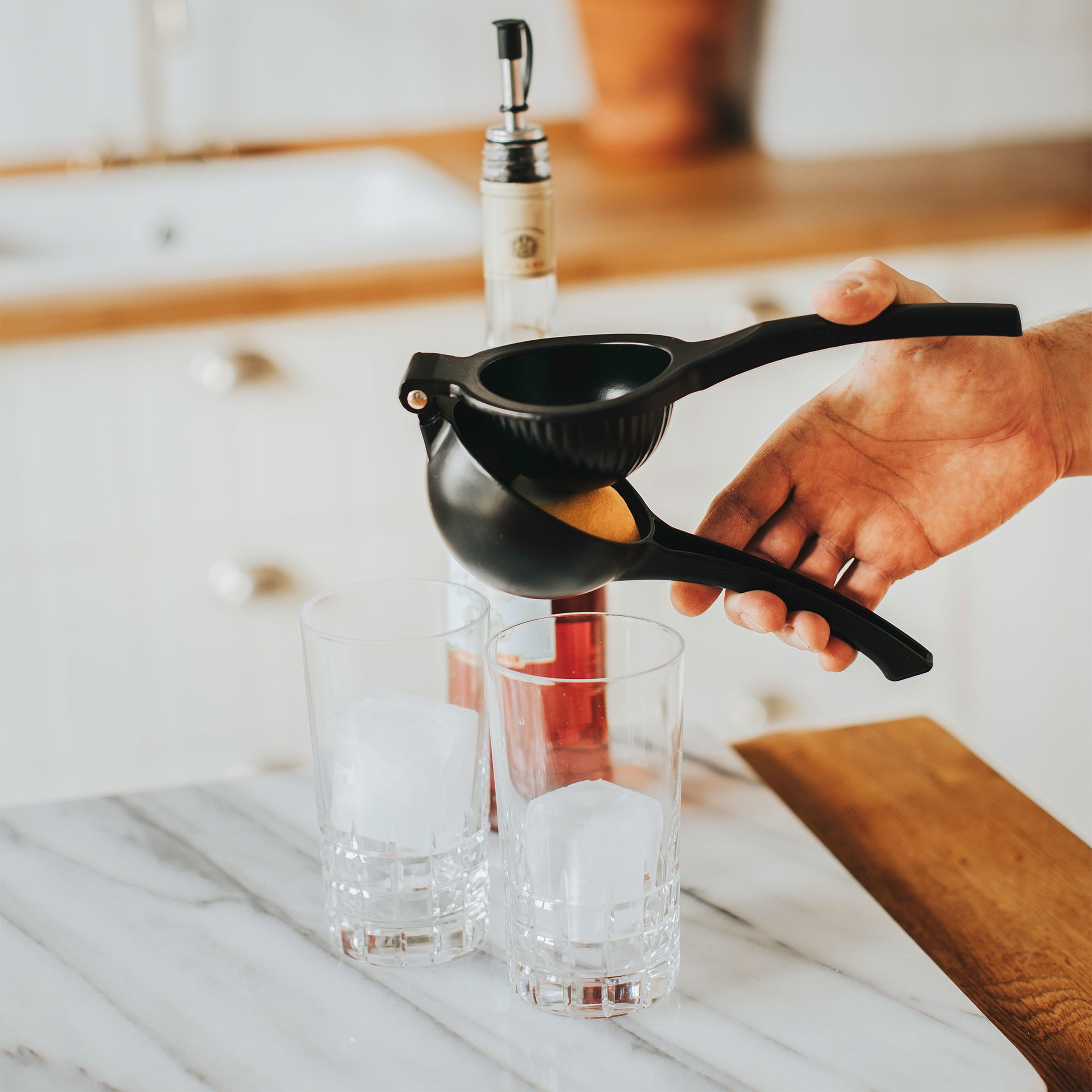 dorre-ada-citruspresser-sort-5-8893-59253-2