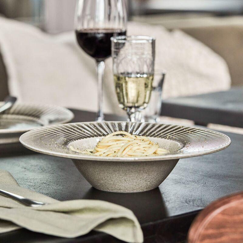 Pleat pastatallerken Ø26 cm, grå/brun