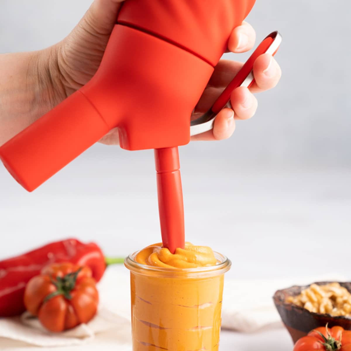 Creative Whip 0,5 liter, röd