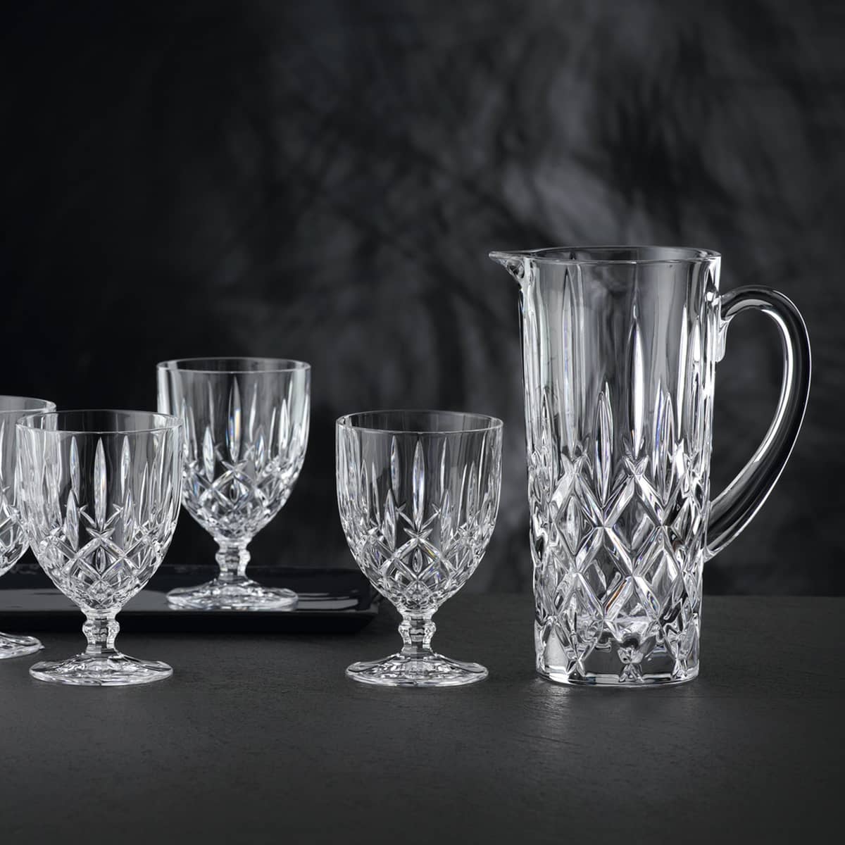 Noblesse glas med kande 5 dele