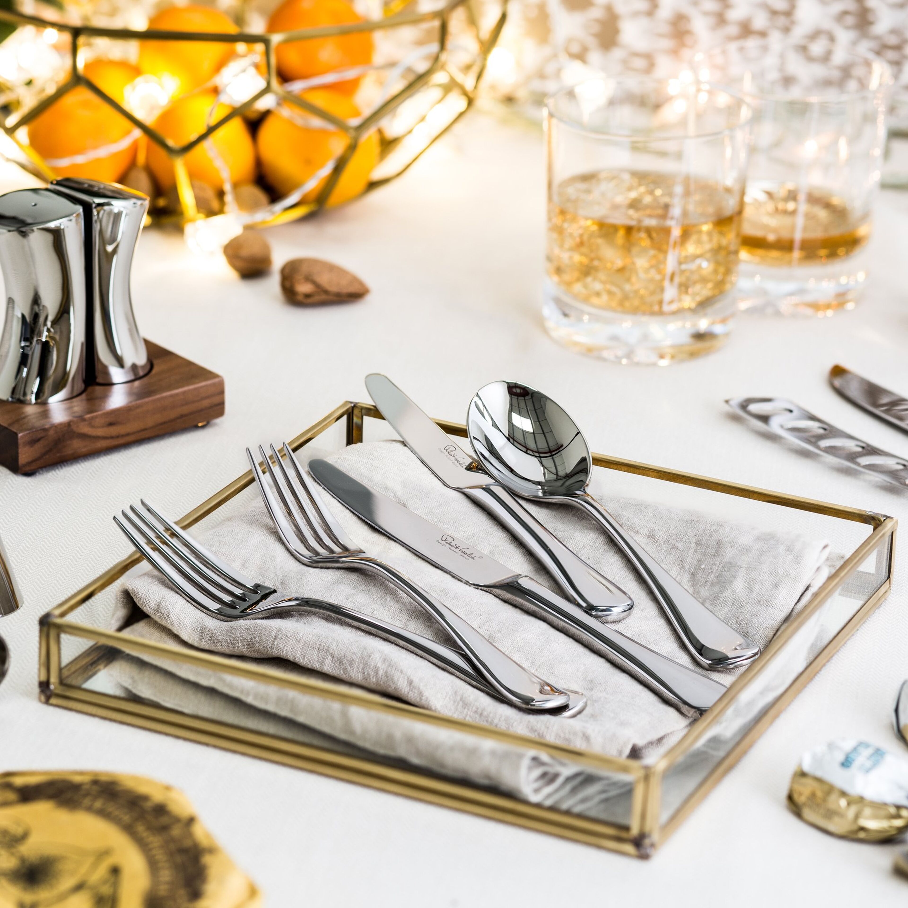 robert-welch-radford-bestiksaet-84-dele-radbr1099v-84-17673-3