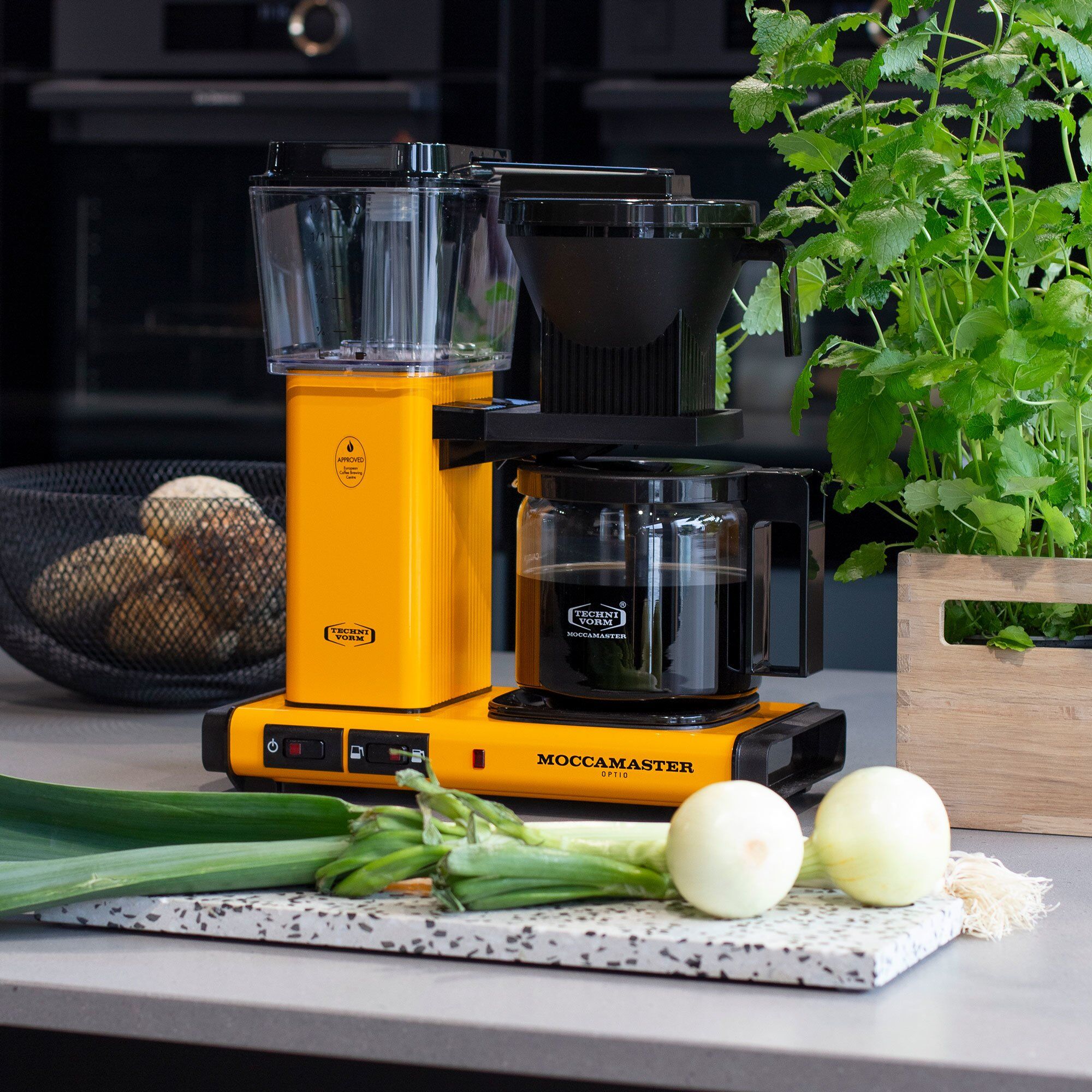 Alternativ bild 1 för Moccamaster Optio kaffebryggare 1,25 liter, yellow pepper