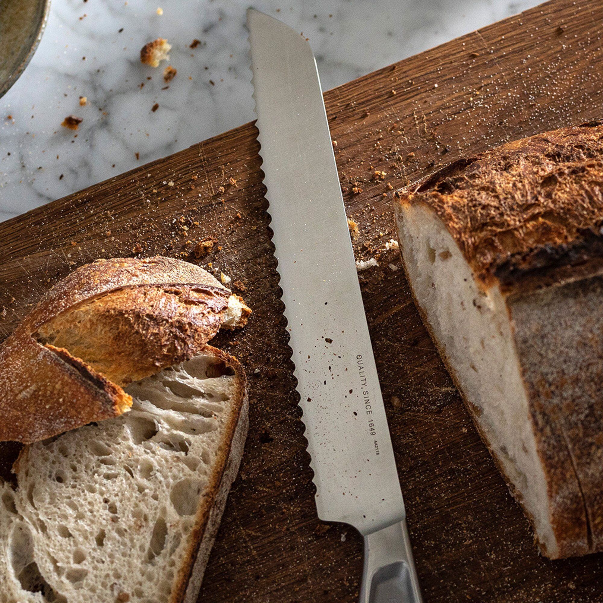 Fiskars All Steel brødkniv 22 cm