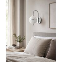 Eternal Moonlight wandlamp Ø15 cm opaalglas/chroom
