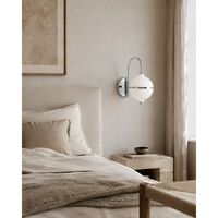 Eternal Moonlight wandlamp Ø15 cm opaalglas/chroom