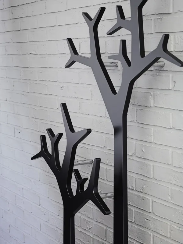 Tree Knaggrekke H134 Sort