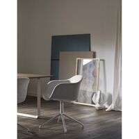 Fiber Esstischstuhl mit Armlehne & Drehfuß Grau