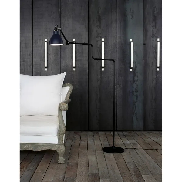 N411 Floor Lamp Matt Black