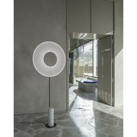 Iris Totem Stehleuchte groß Weiß/Weißer Marmor