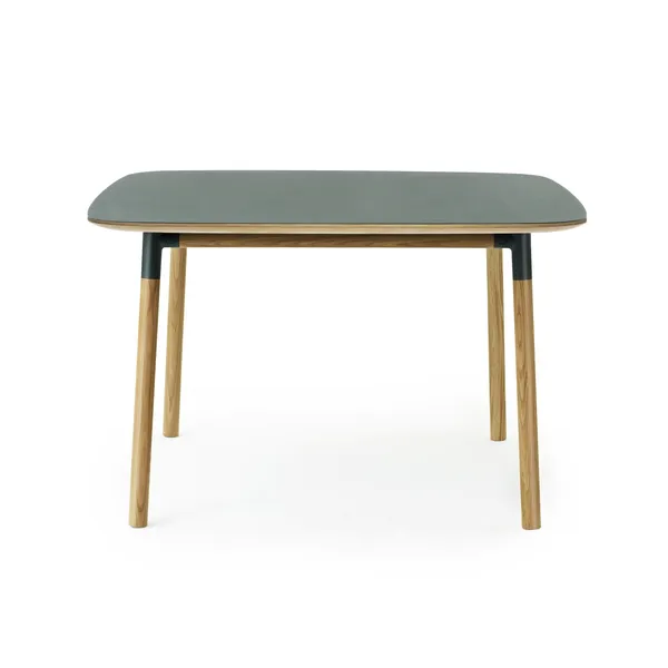 Form Dining Table 120 x 120 cm Green/ Oak