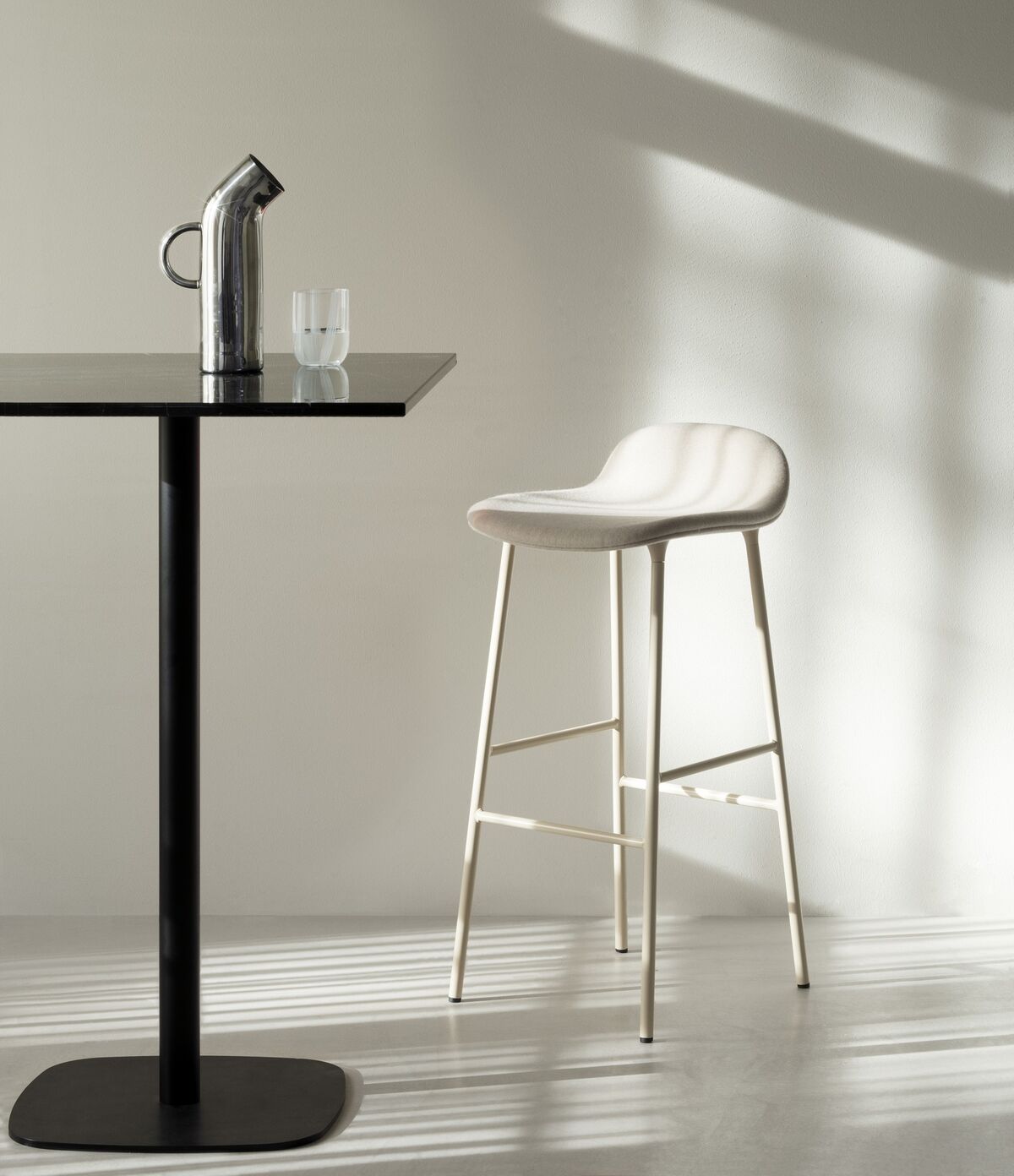 Form Barkrakk H65 cm Hvit/Eik