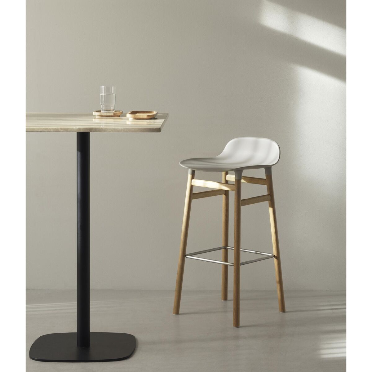 Form Hoker Barowy Wys. 75 cm Biały/dąb