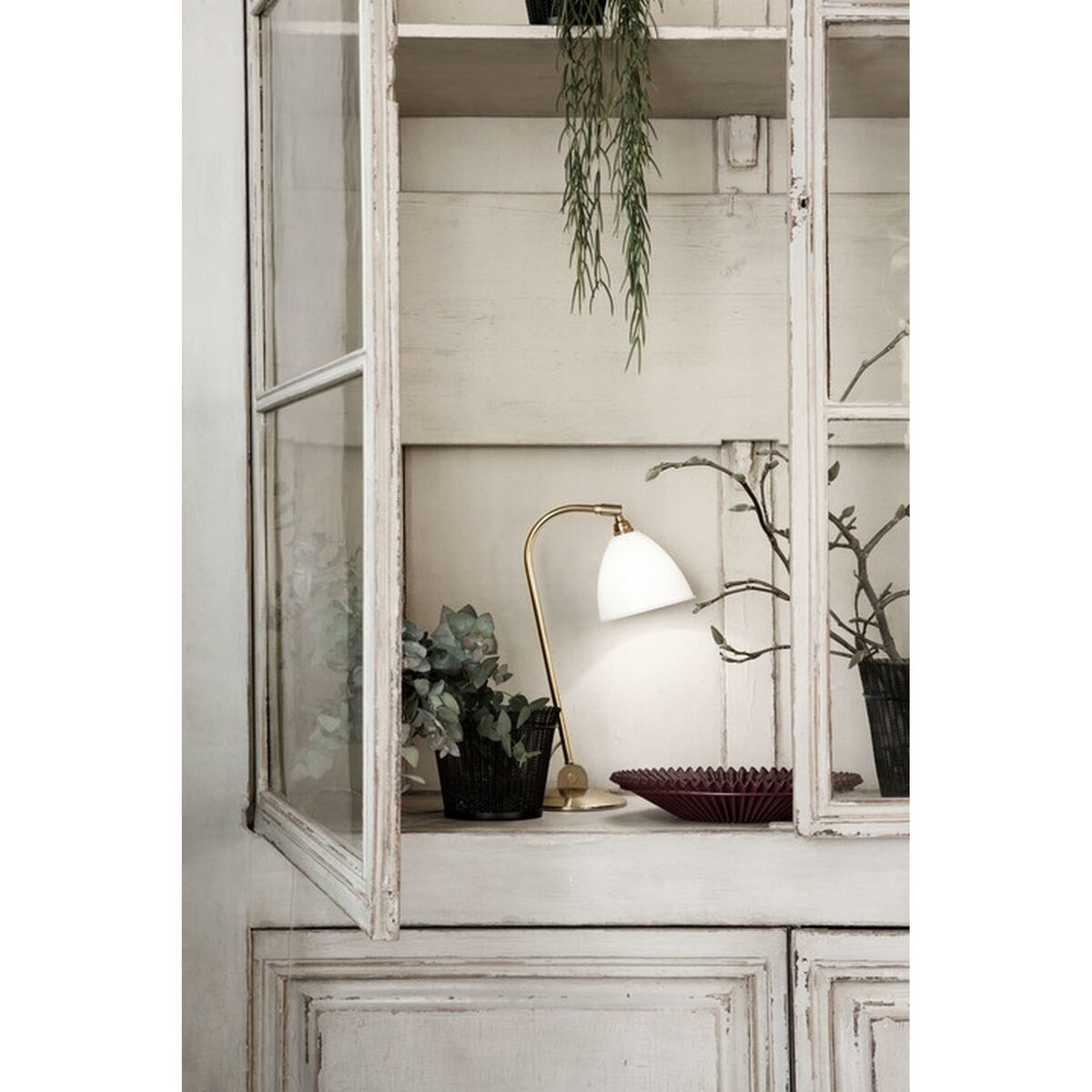 Bestlite BL2 Table Lamp Brass/ Porcelain
