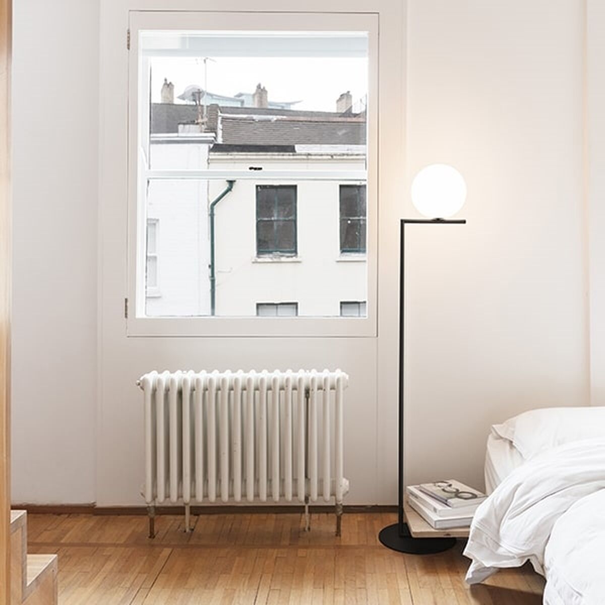 IC F1 Stehlampe Chrom
