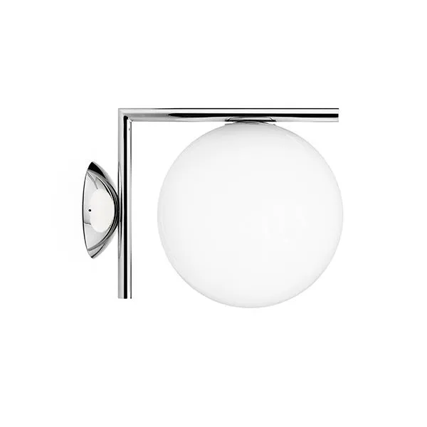 IC C/W 1 Wall Lamp Chrome