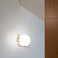 IC C/W 1 Wall Lamp Brass