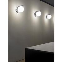 IC C/W 1 Wall Lamp Brass