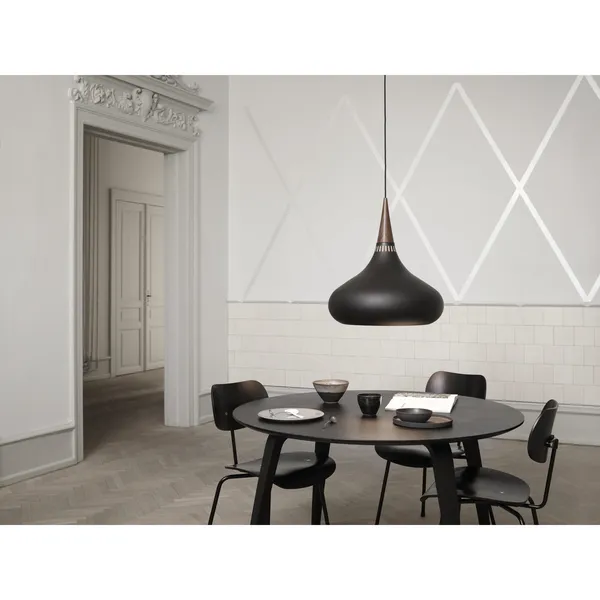 Orient P2 Pendelleuchte Schwarz